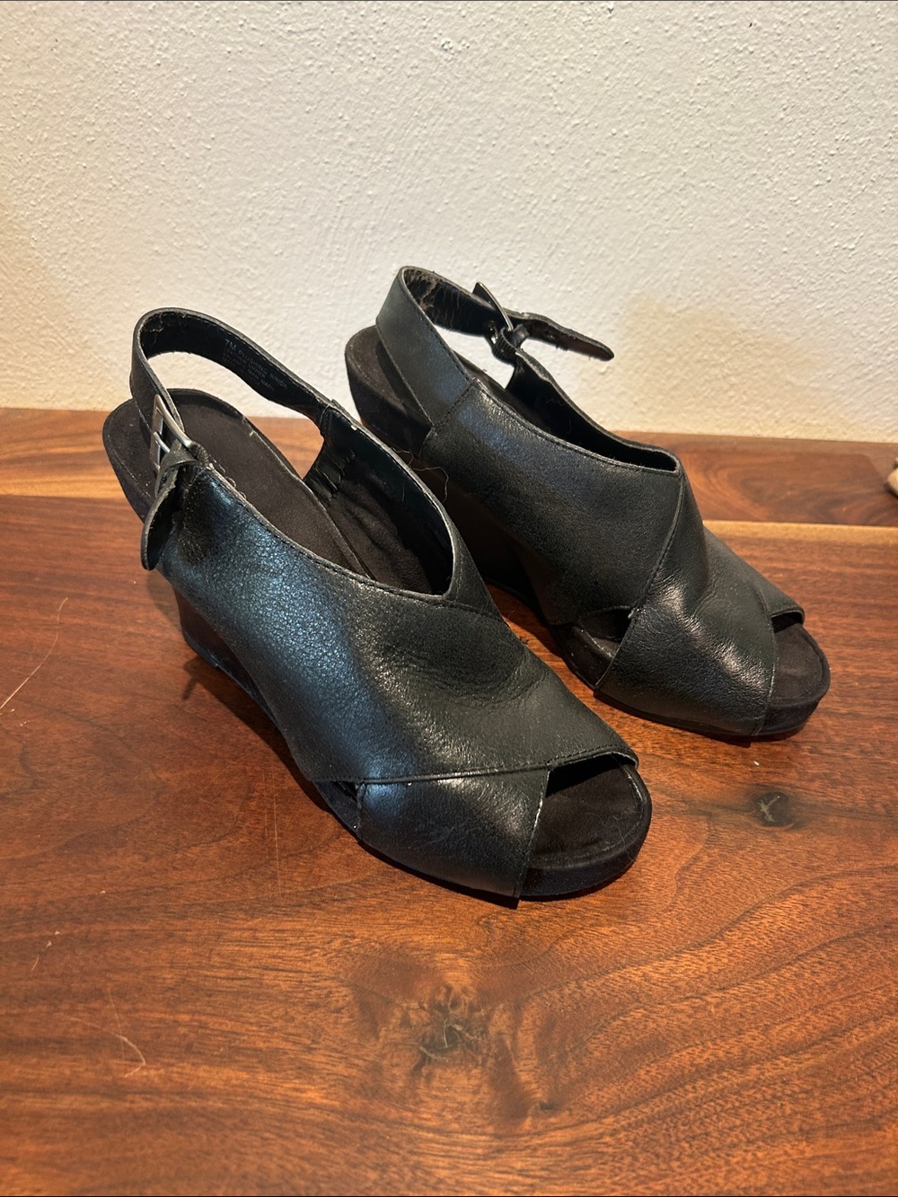 AEROSOLES Black Peep-Toe Slingback Wedge Sandals